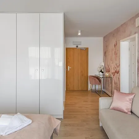 Kasprowicza Z Basenem I Parkingiem W Cenie - Holiday City Apartmán