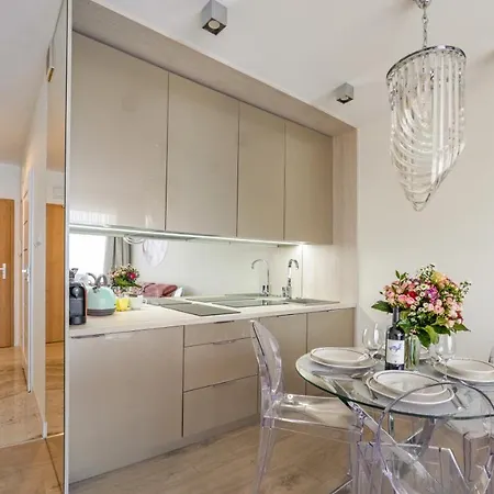 Kasprowicza Z Basenem I Parkingiem W Cenie - Holiday City * Kolobřeh